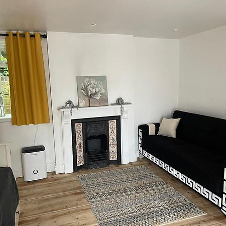 A Lovely One Bed Flat In North فينتشلي المظهر الخارجي الصورة